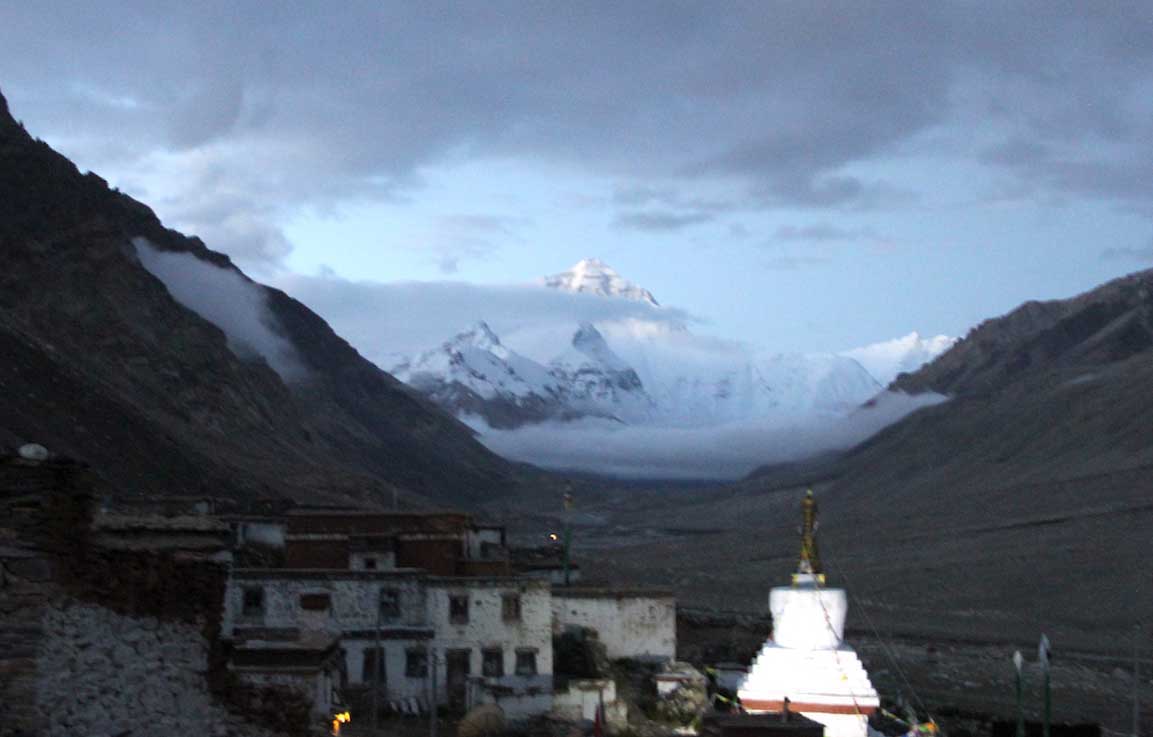 Rongphu Monastery & Everest