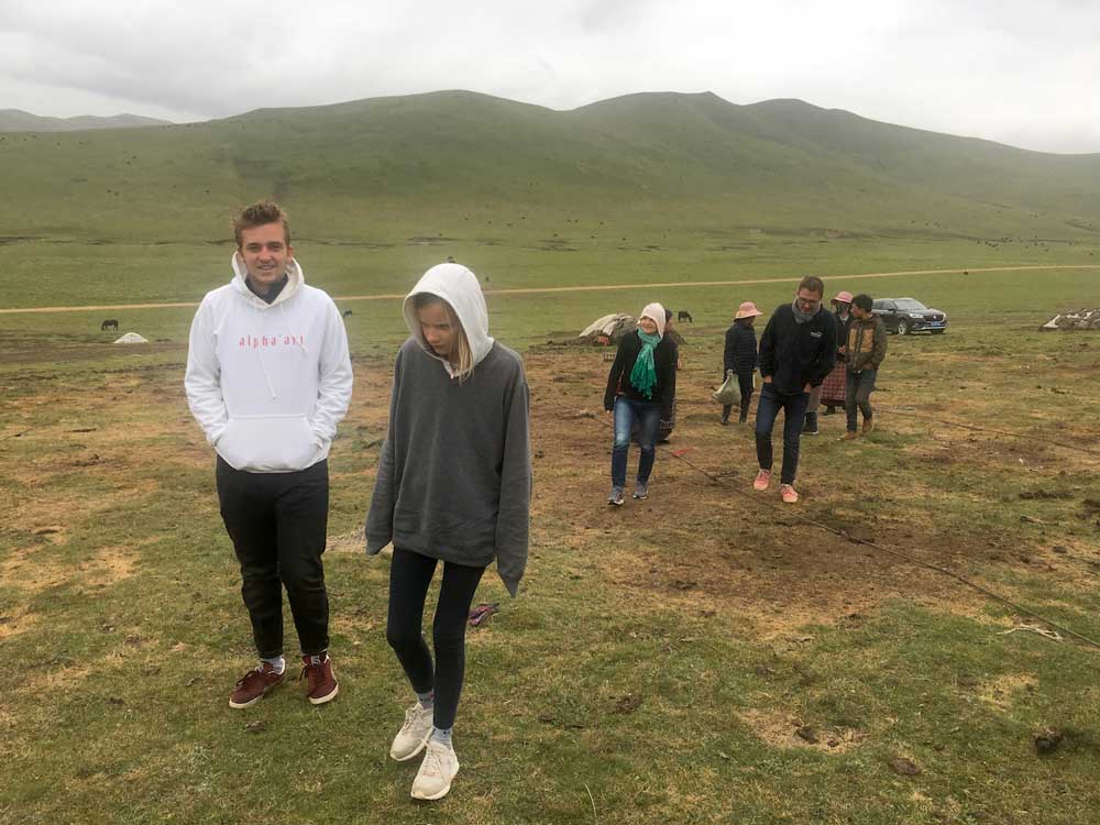 How to travel to Tibet